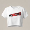 Crop top blanco para mujer con diseño gráfico frontal de ojos estilo anime japonés en rojo y negro, y logo de Trnd.Ink en la parte superior central de la espalda